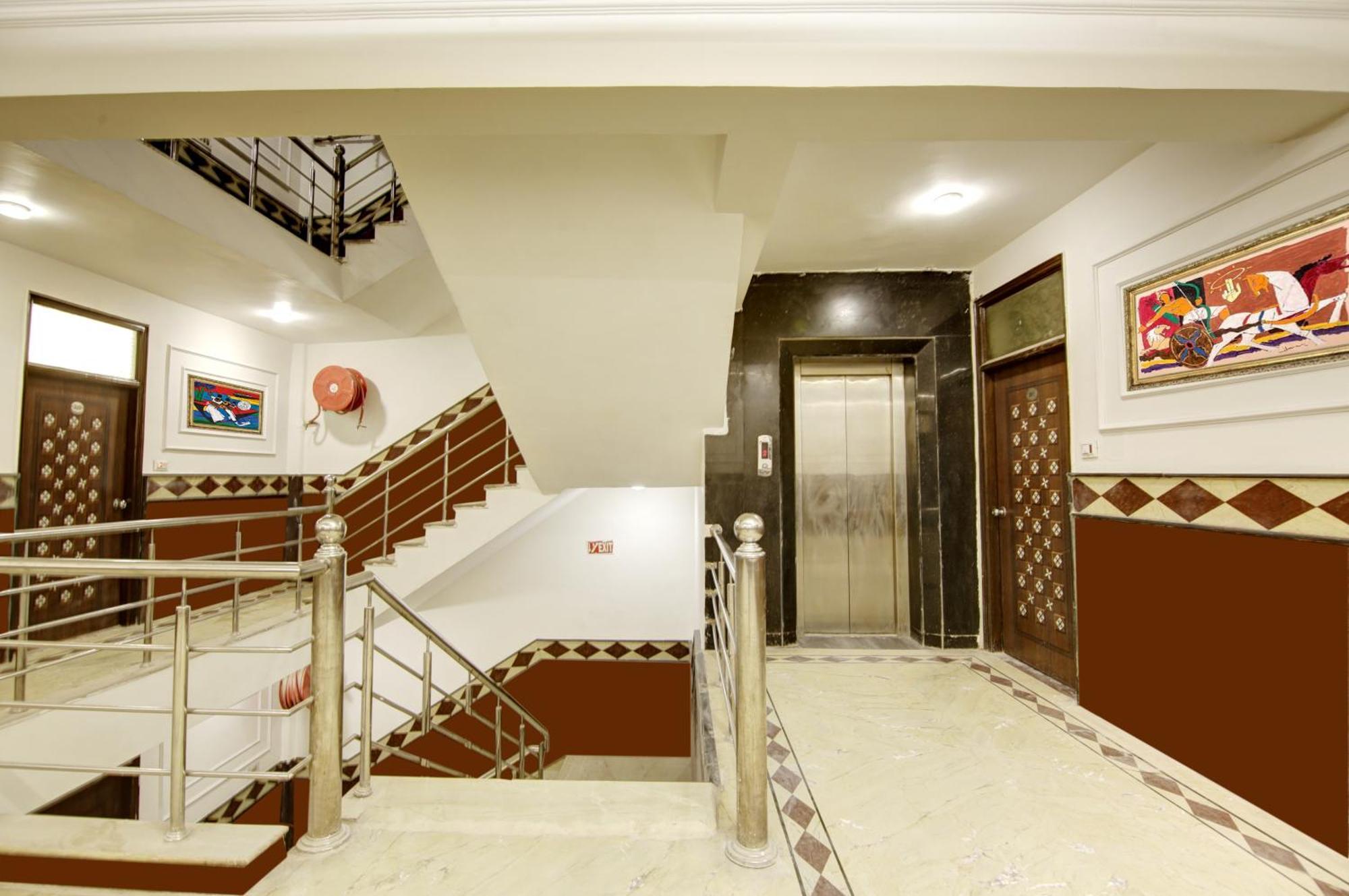 Hotel Star Villa - Front Of New Delhi Railway Station & 5 Minute From Connaught Place Zewnętrze zdjęcie