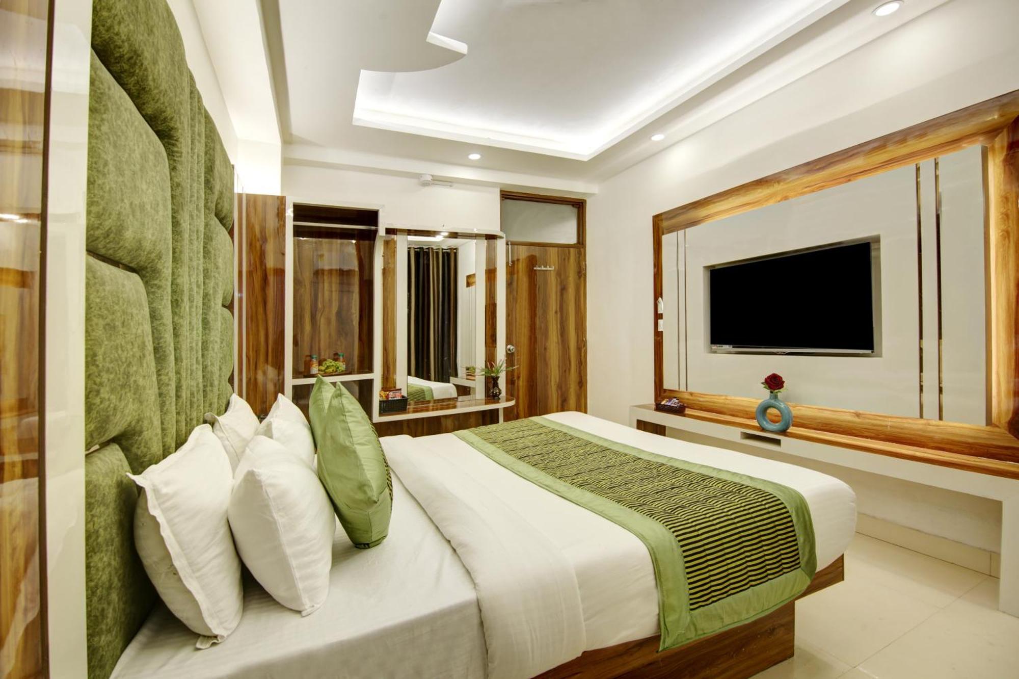 Hotel Star Villa - Front Of New Delhi Railway Station & 5 Minute From Connaught Place Zewnętrze zdjęcie
