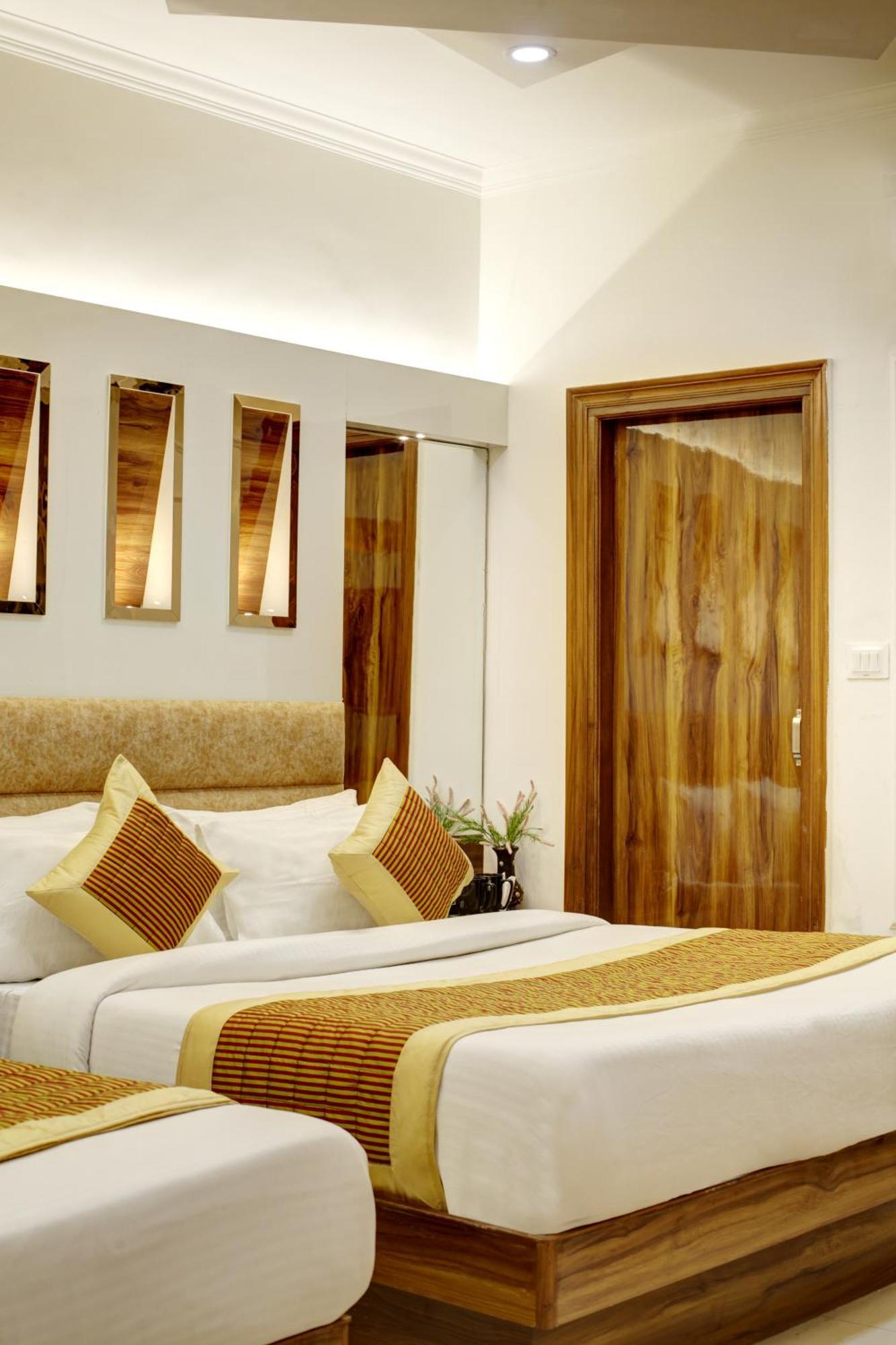 Hotel Star Villa - Front Of New Delhi Railway Station & 5 Minute From Connaught Place Zewnętrze zdjęcie