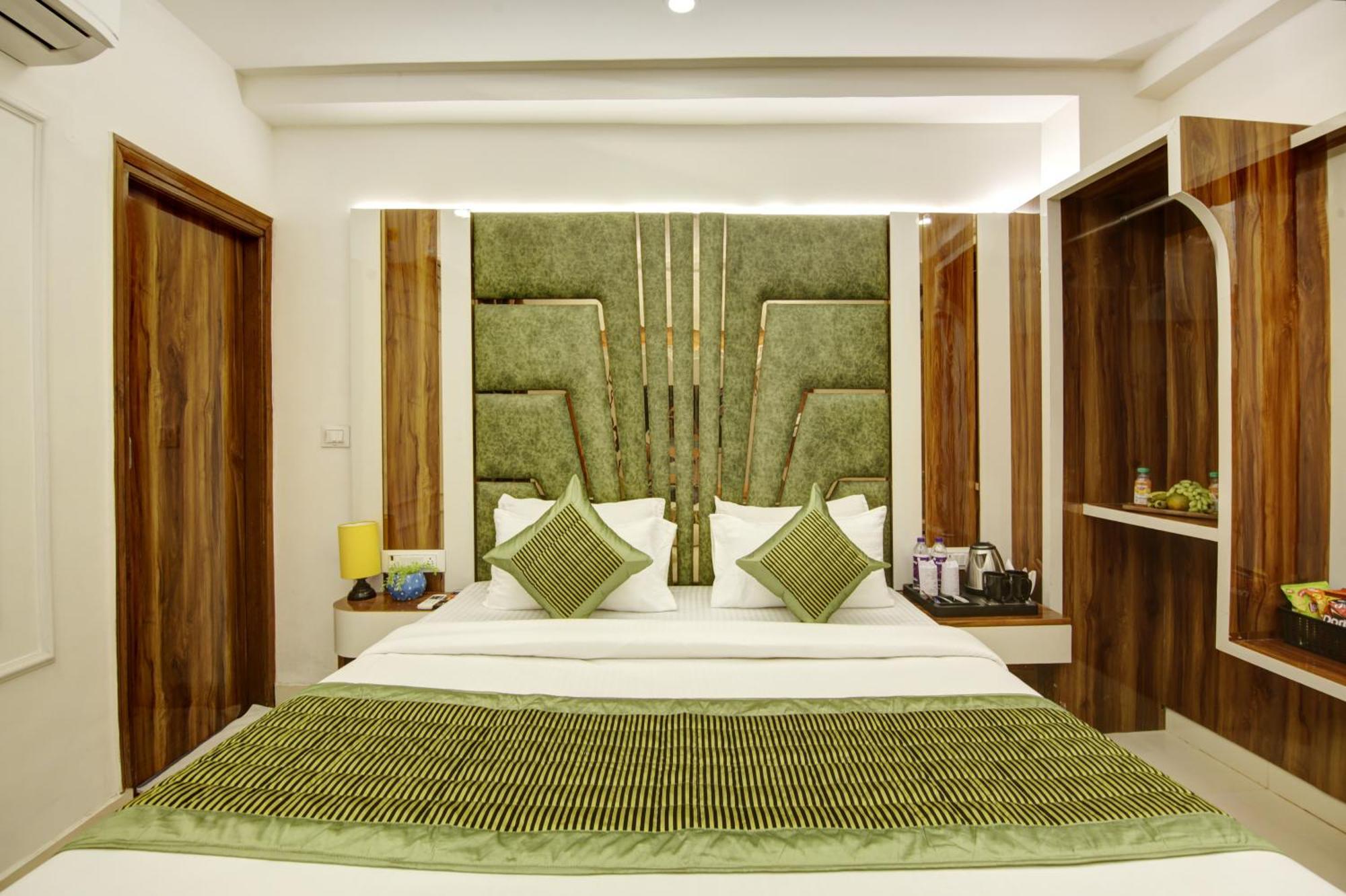 Hotel Star Villa - Front Of New Delhi Railway Station & 5 Minute From Connaught Place Zewnętrze zdjęcie